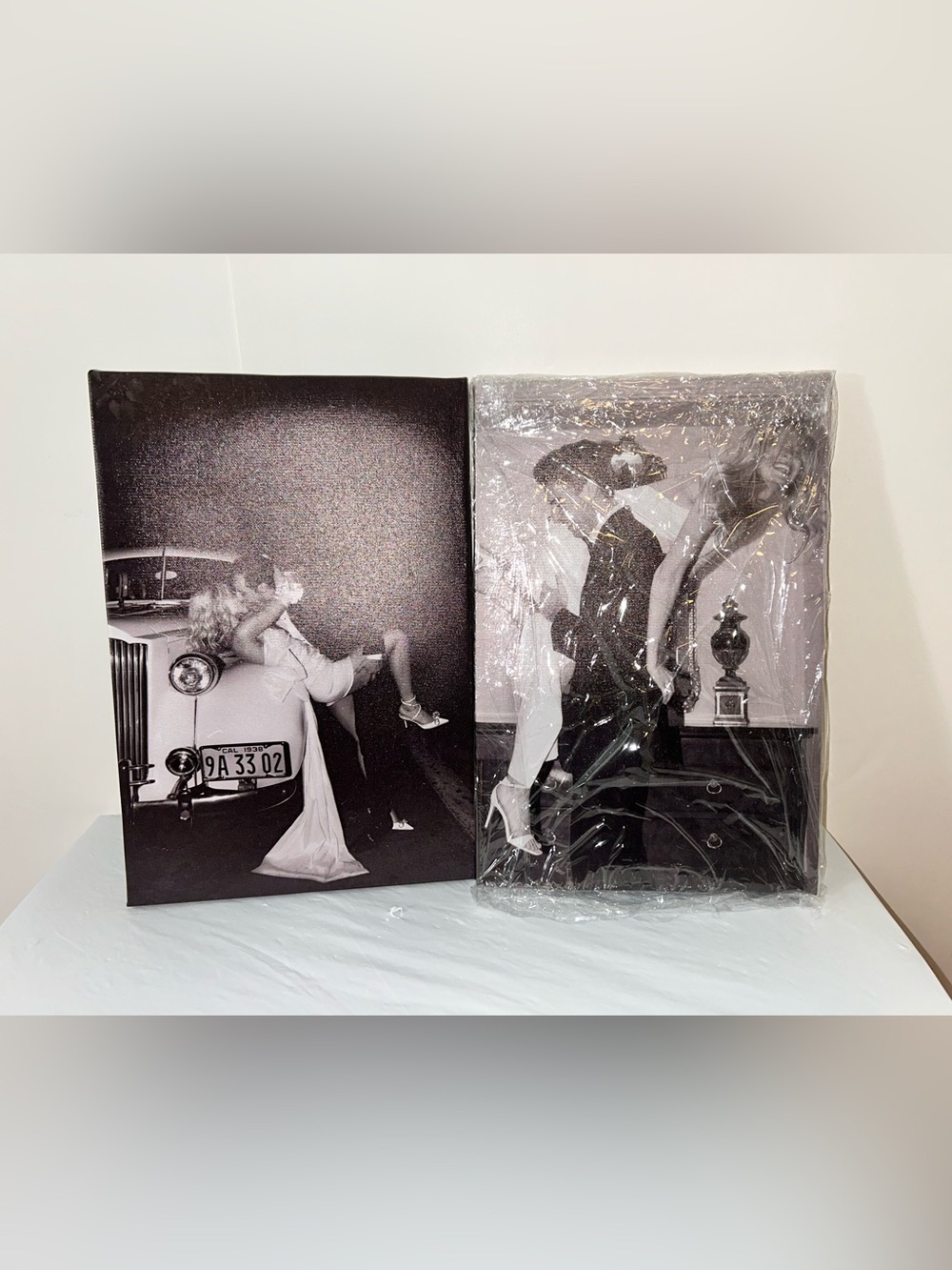 Black & White Vintage couple Canvas Pair Wall Art